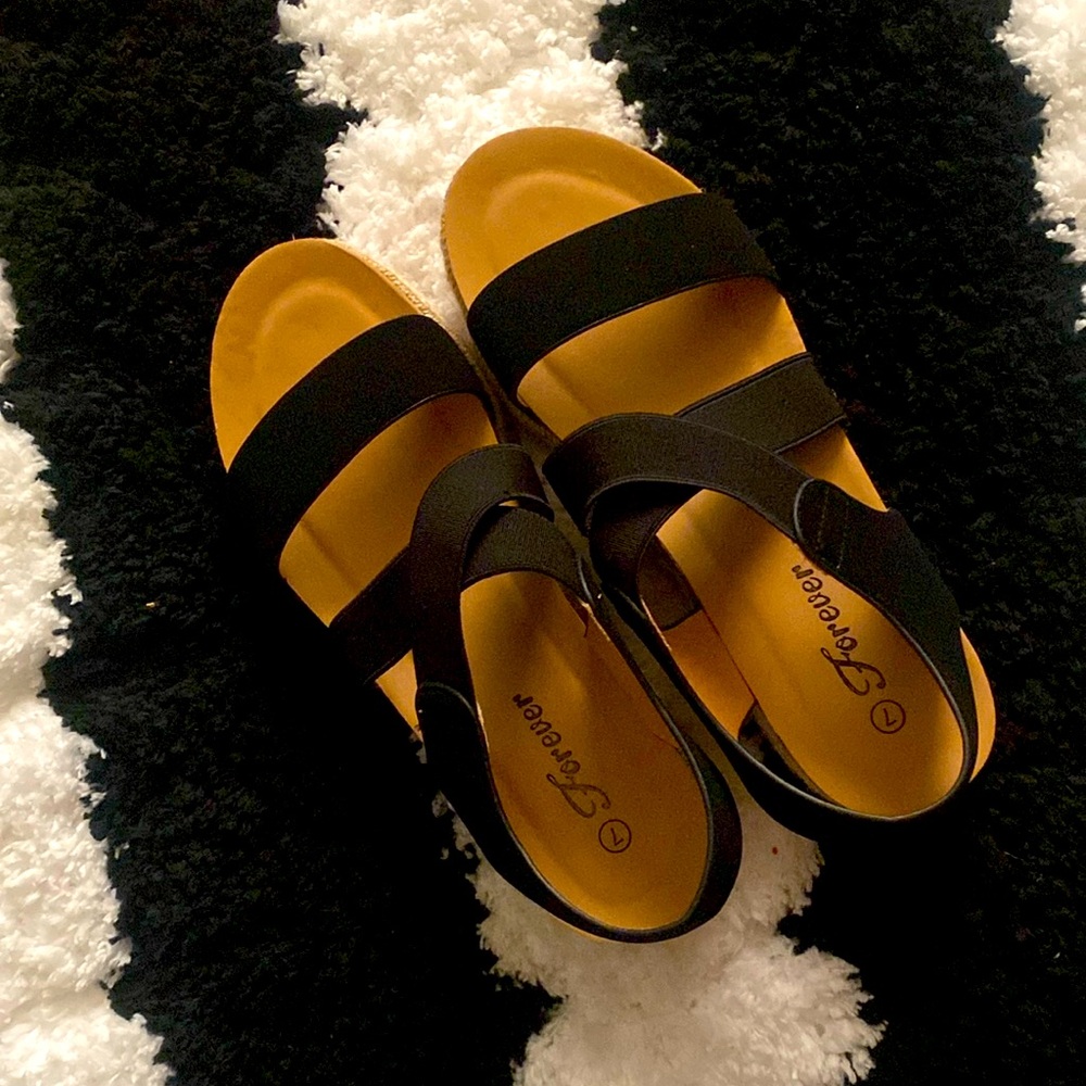 Size 7 Forever Sandals